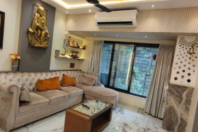 CITY HOMES CRYSTAL APARTMENT